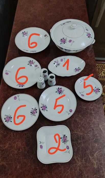 Фарфоровый сервиз