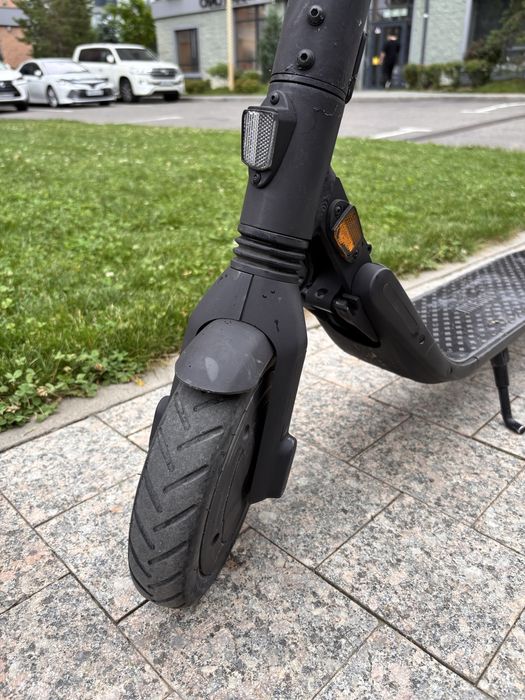 Электросамокат ninebot es2
