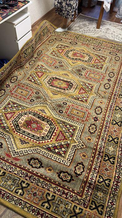 продам ковер для зала