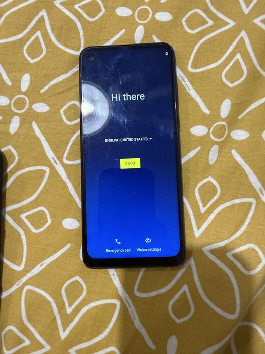 Продавам Motorola one action