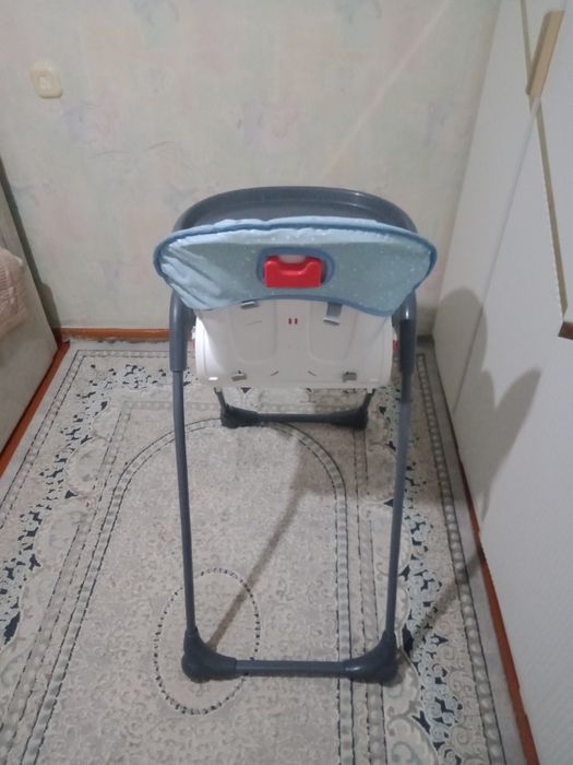 Стол для кормления