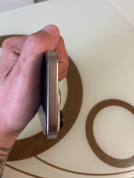 Iphone 16 pro impecabil