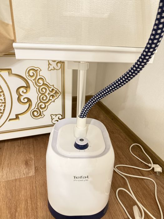 Продается паровой утюг Tefal
