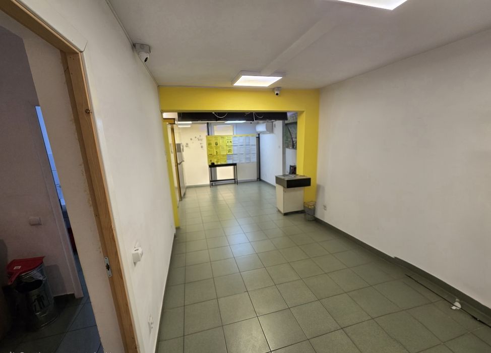 De închiriat. Spațiu comercial