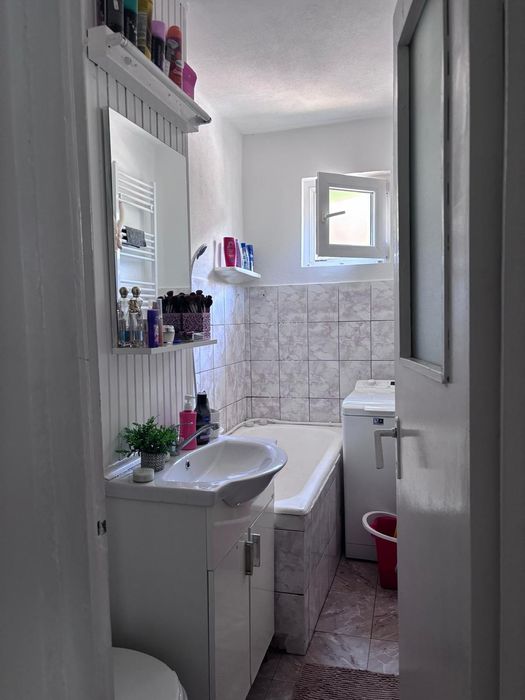 Apartament 2 camere de inchiriat