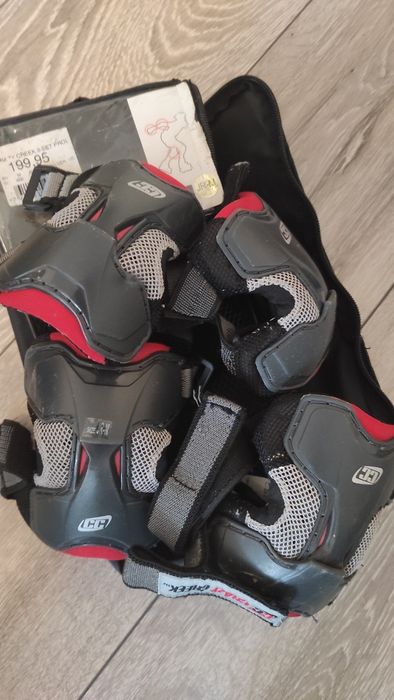 Наколенки и налакътници комплект Crazy Creek - Switzerland