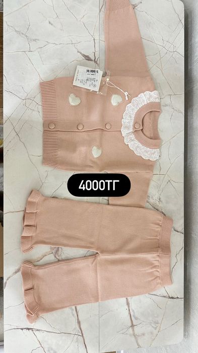 Продам детские вещи