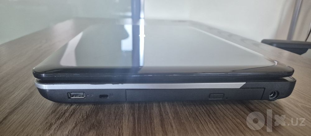 Fujitsu noutbuk sotiladi