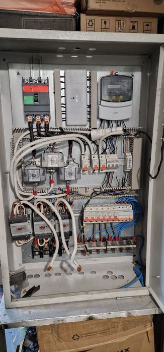 Принимаем электромонтажные работы