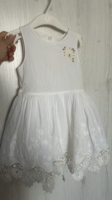 Продас детские платья