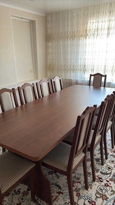 столы для гостиной 2 штуки