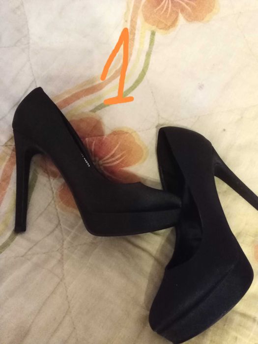 Елегантни дамски обувки