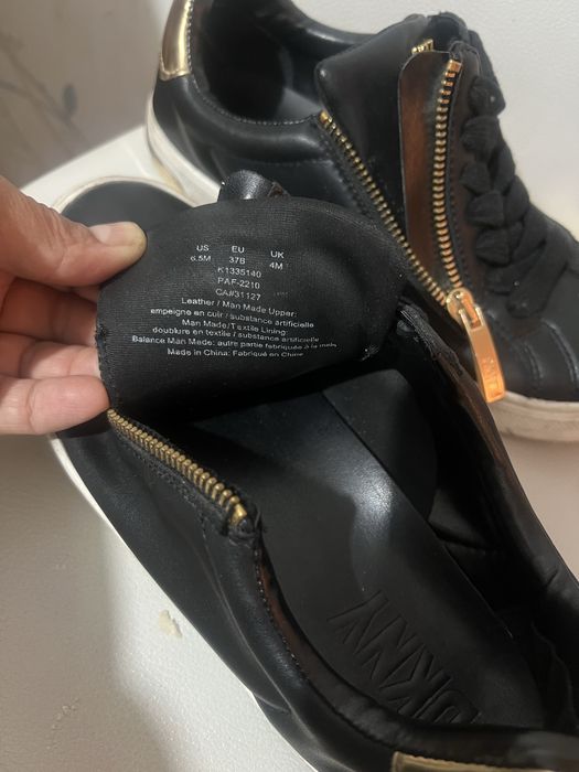 Кроссовки кожаные DKNY