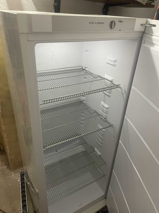 Frigider cu 1 usa No Frost  267 L EXQUISIT KS C 29 A +