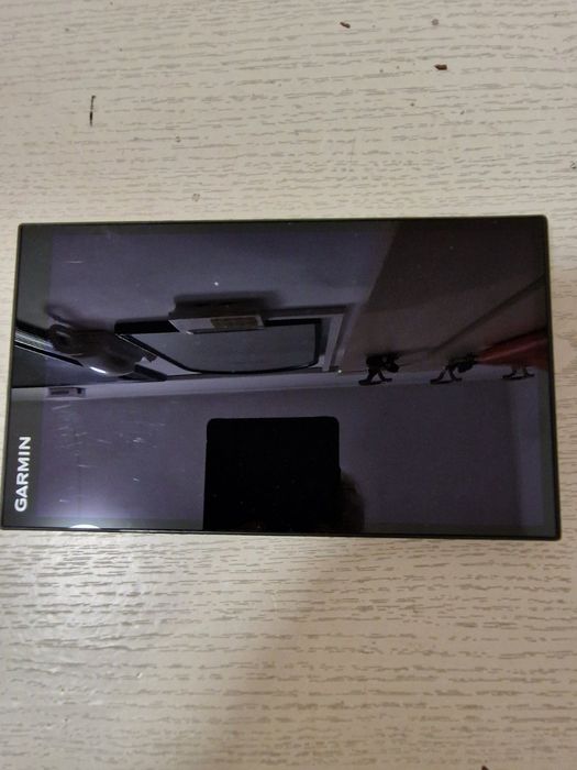 Навигация Garmin DriveSmart 61 LMT-S пълекомплект карти за цяла Европа