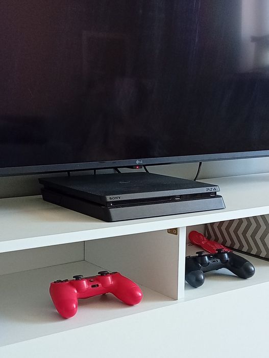 Playstation 4 slim ТОРГ ЕСТЬ
