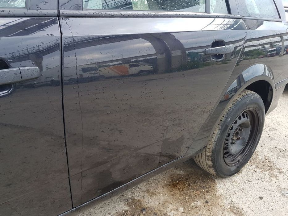 Usa / Portiera Stanga Spate Opel Astra H Break / Combi 2004 - 2010 Cod Culoare Z20R