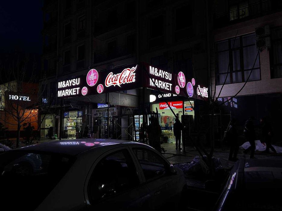 Tashqi reklama yonadigon harflar banner stend oracal nakleyka brend