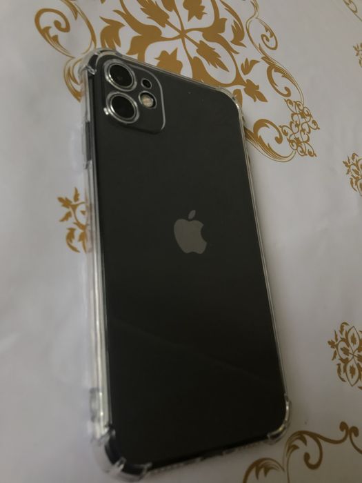 Iphone 11  идеальная оригинал
