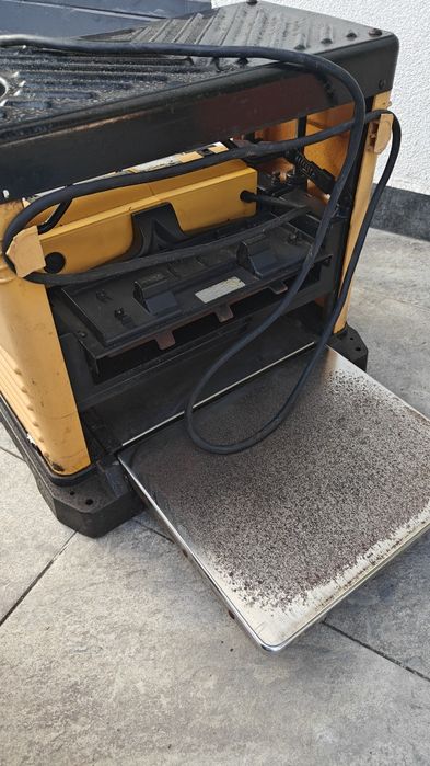 DeWALT DW733 mașină de rindeluit 1800 W – 317 mm
