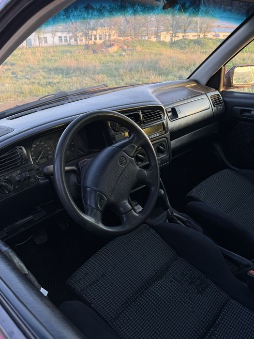 Volkswagen Vento 1.8 на ходу