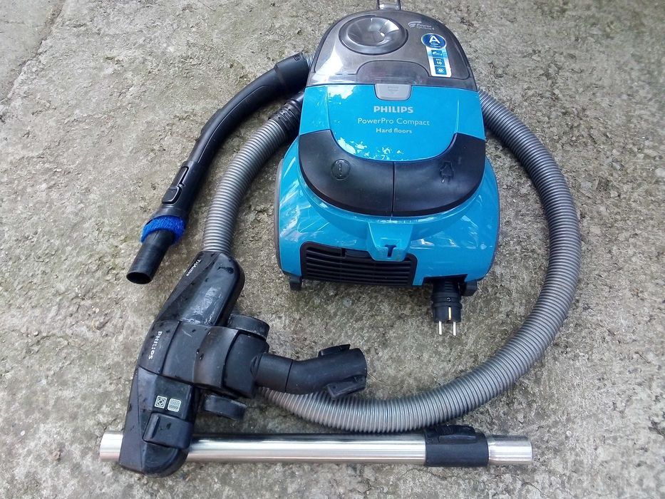Прахосмукачка PHILIPS Power Cyclone 4
