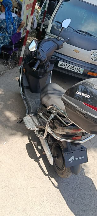 Skuter sotiladi aybi yo‘q deyarli yangi