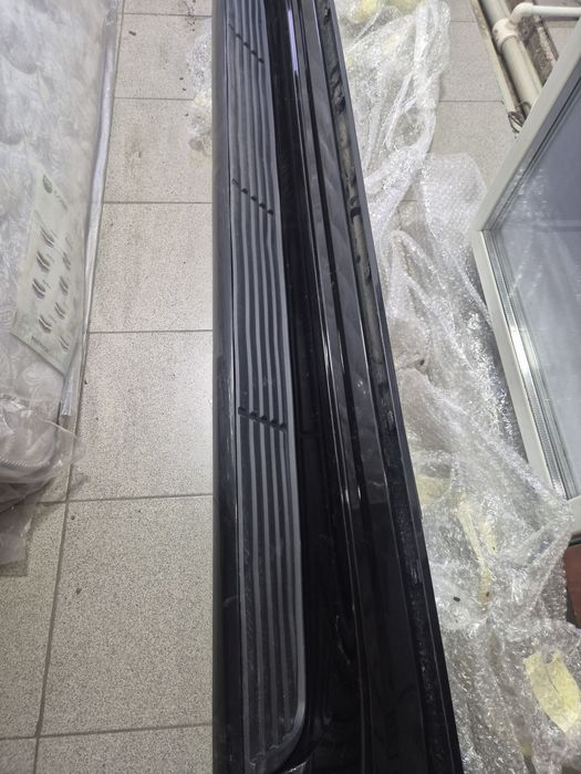 Продам пороги от ленд крузер 300