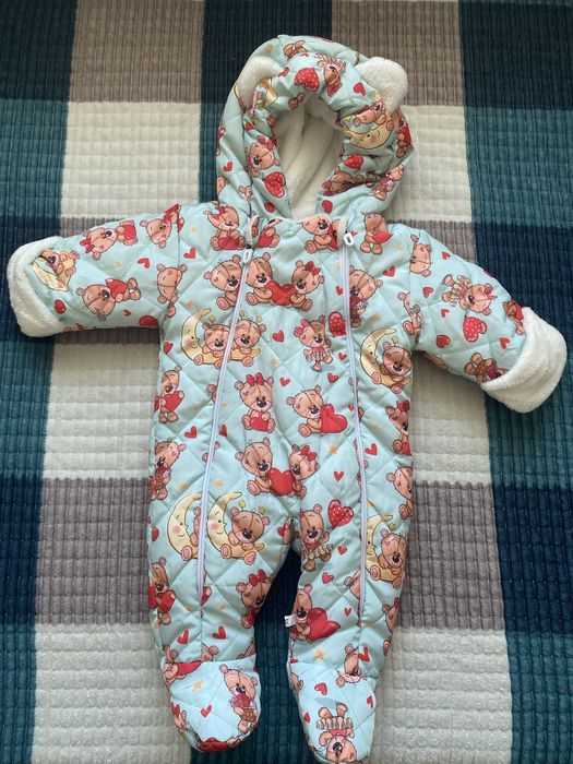 Продам детский демисезонный комбинезон