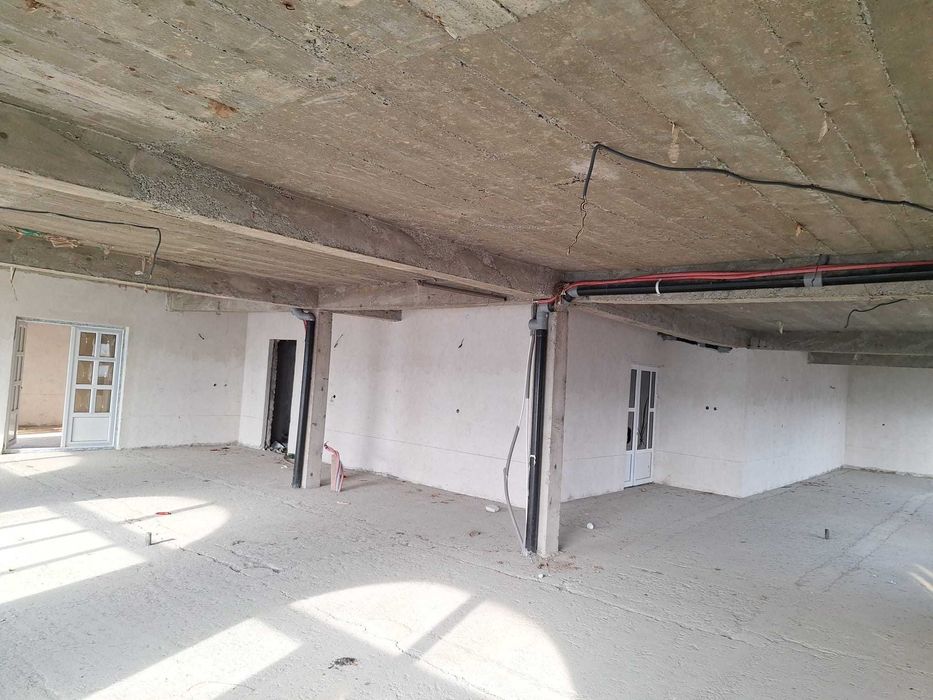 VAND/SCHIMB Pensiune loc. Miroslovesti E85, Jud.Iasi-753 mp