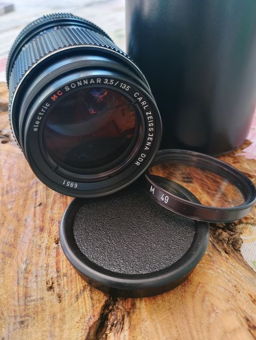 Carl Zeiss Jena DDR Electric MC Sonnar 135mm f/3.5 (M42)