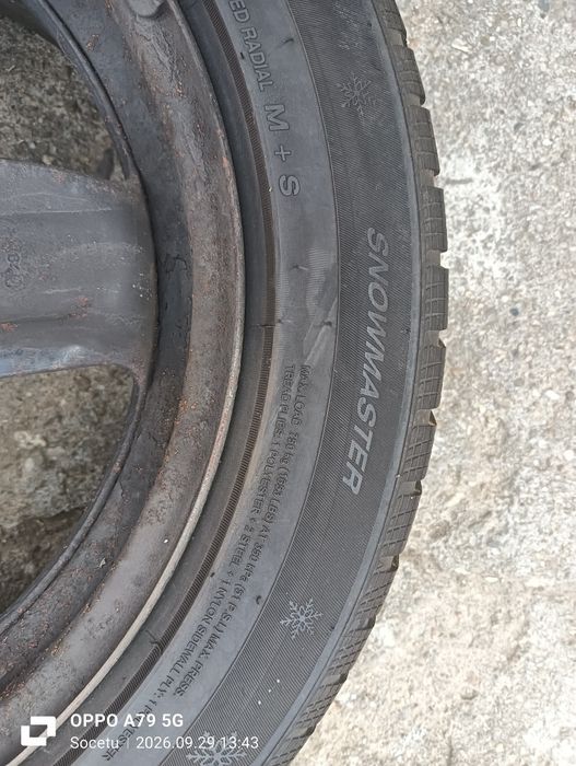 Vând cauciucuri. Opel Astra de iarna.