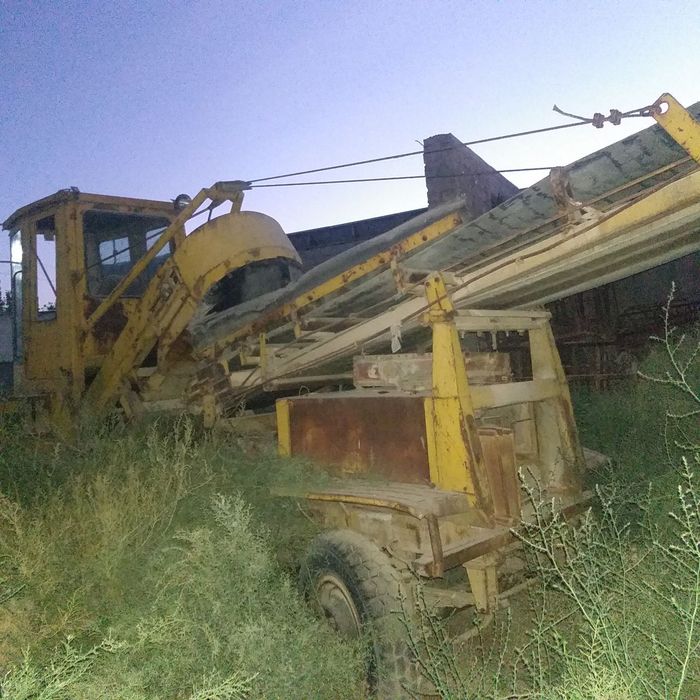 Погрузчик сотилади.