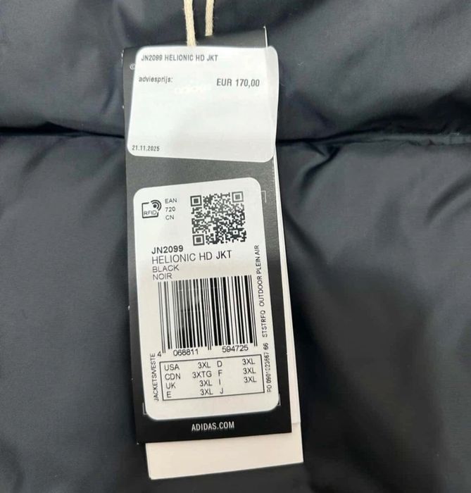 Vand geaca de iarna Adidas Helionic 3XL, noua, cu eticheta