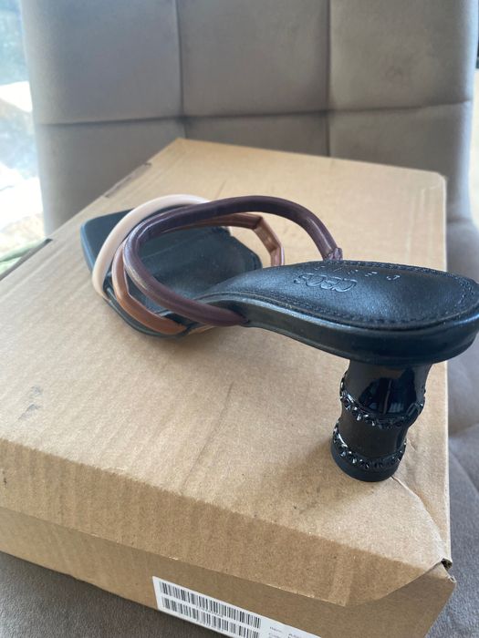 Чехли естествена кожа Asos