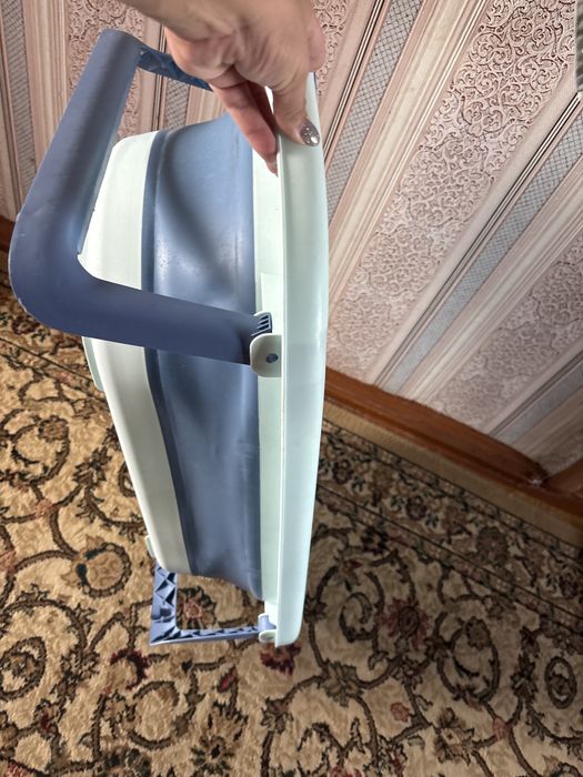 Продам ванночку складная