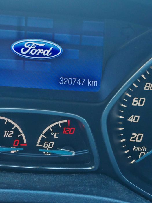 FORD Focus 2011 — imagine 4