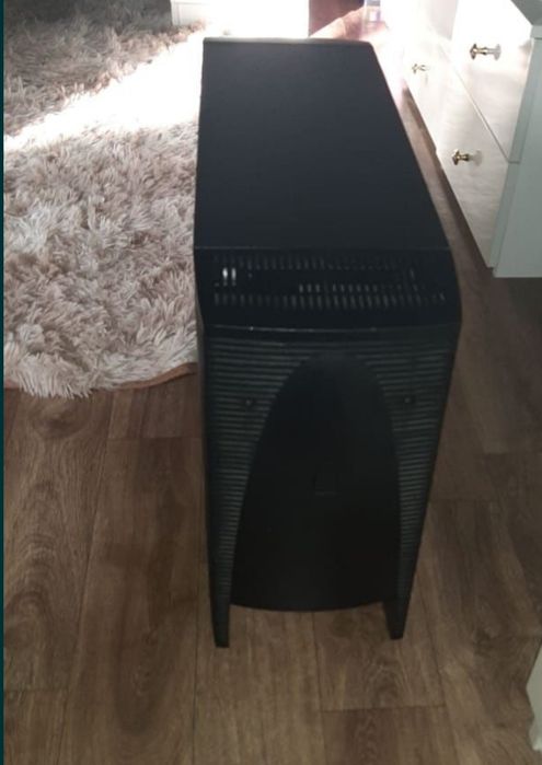 Продам сабвуфер в отличном состоянии