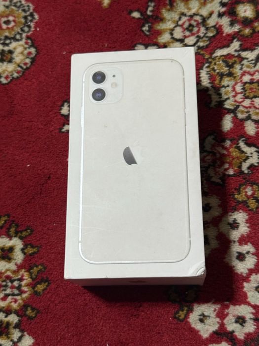 Продам iphone 11 64гб