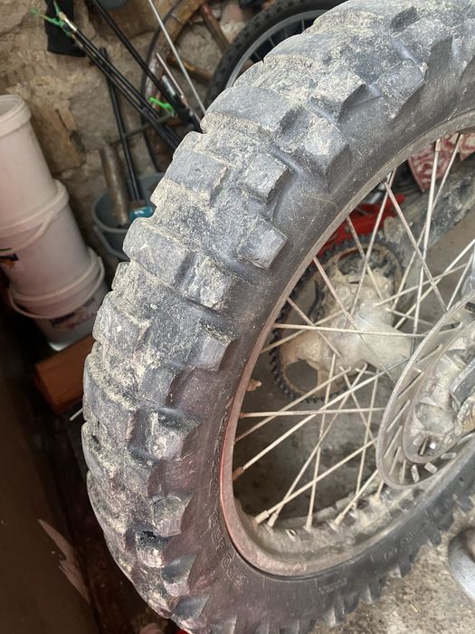 Продавам apriliq rx 50 мотора се продава НА ЧАСТИ!!