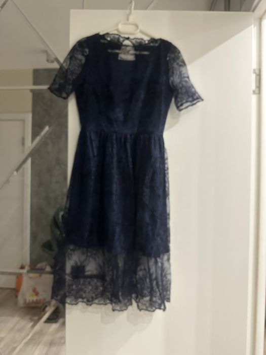 Платья, пиджаки, кофточки, двойки новые.