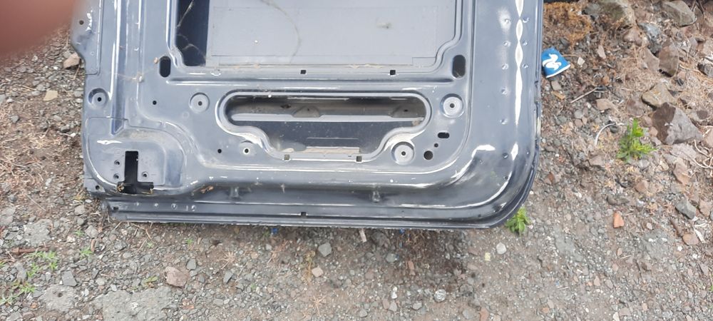 Задна лява врата за мерцедес спринтер