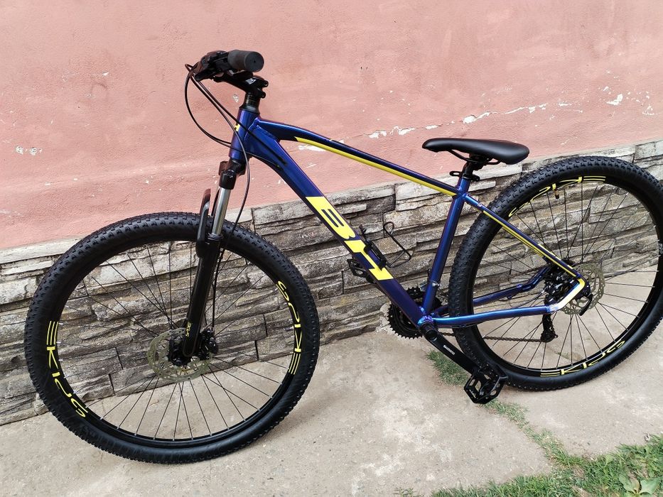 Bicicleta roti 29 frâne disc hidraulice cadru aluminiu M