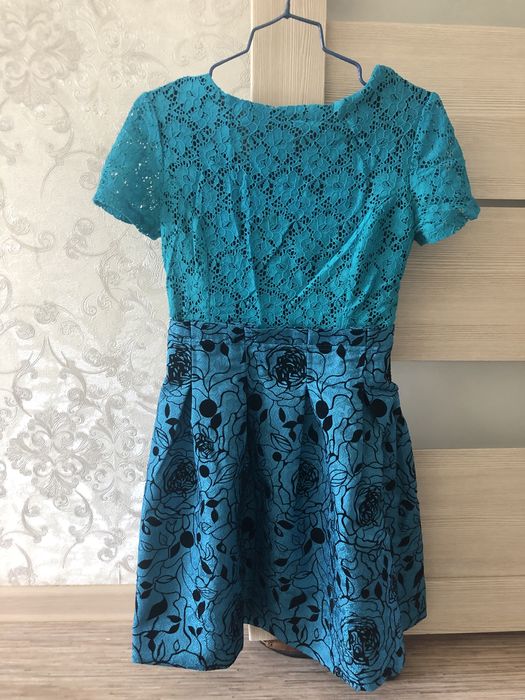 Продается платья