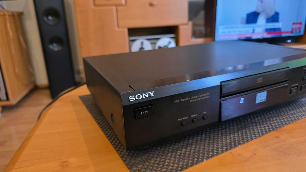 CD player Sony CDP-XE220