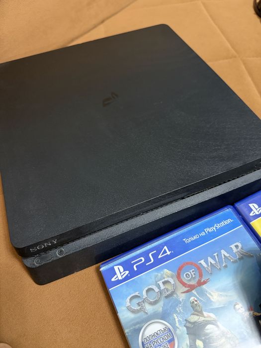 Продам ps 4 б/у