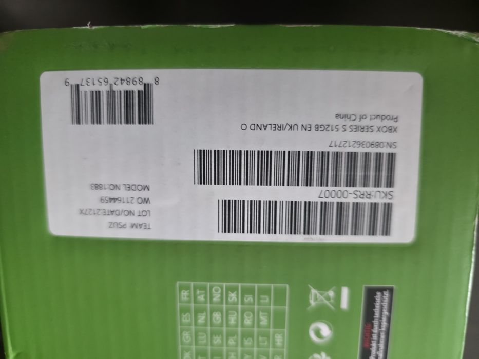 Xbox Series S + SSD Seagate 2TB + 2 controllere + volan/pedale Myria + două jocuri cumpărate – pachet complet
