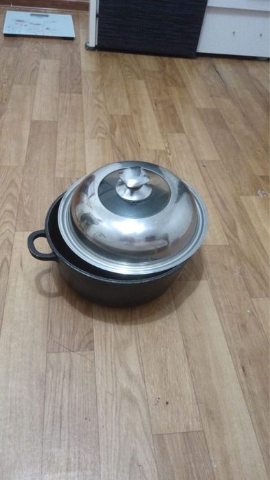 Кострюля с крышкой 5л