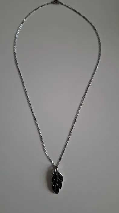 Дамско сребърно колие с черен цирконий