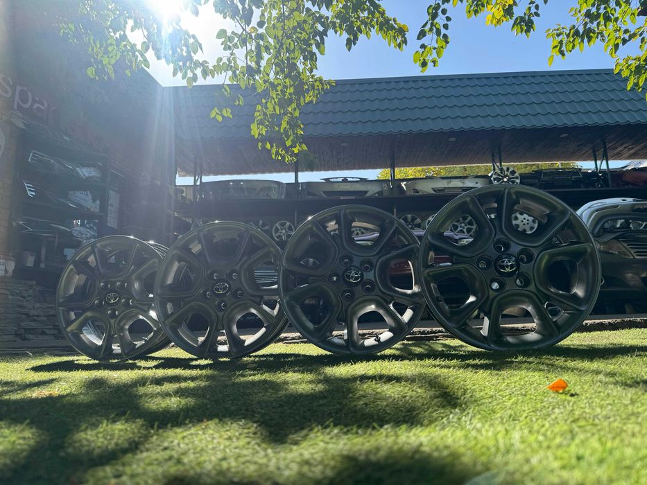 Оригинал Диски R17 TOYOTA Sienna